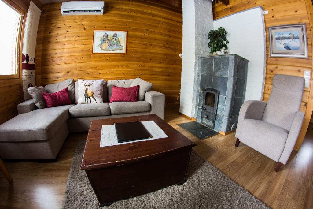 Kaamasen Kievari Kaamanen Zimmer foto